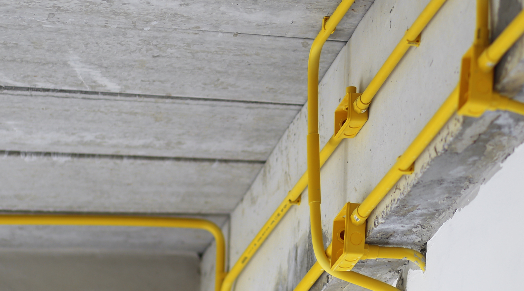 Видеоинструкция: как сделать черновую электрику в квартире - «Петрович ...