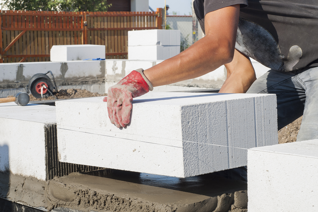 Нужен каменщик для строительства гаража - 81 фото