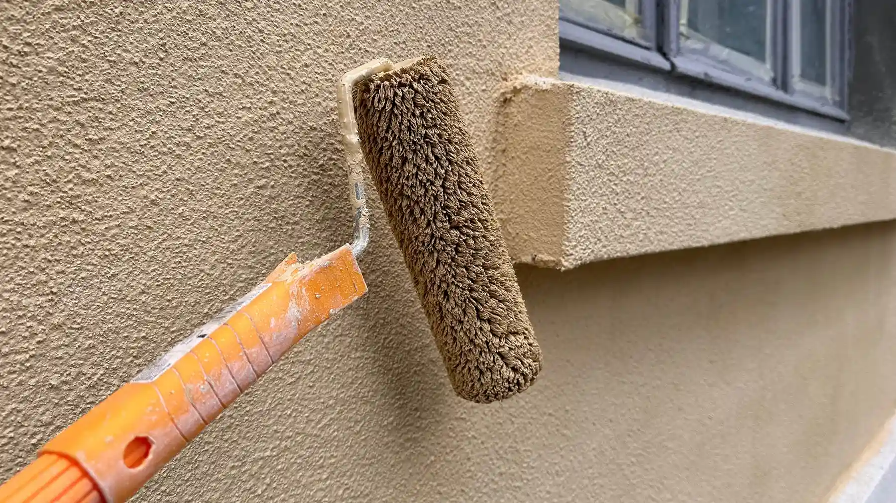 Покраска фасадной штукатурки