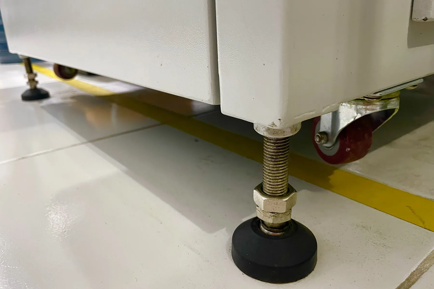 Ножки стиральной машины