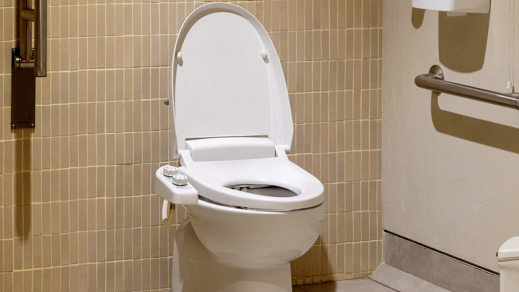 Крышка-биде с электронным управлением