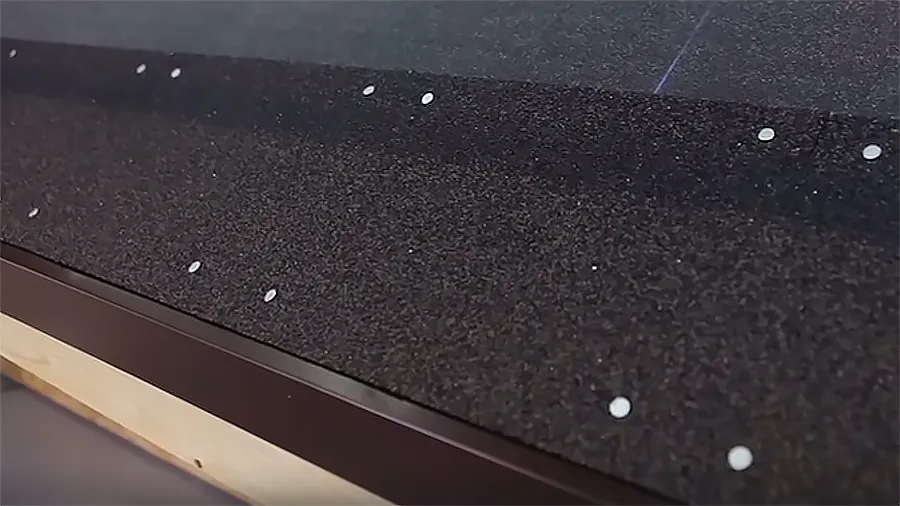 Укладка стартовой полосы мягкой кровли