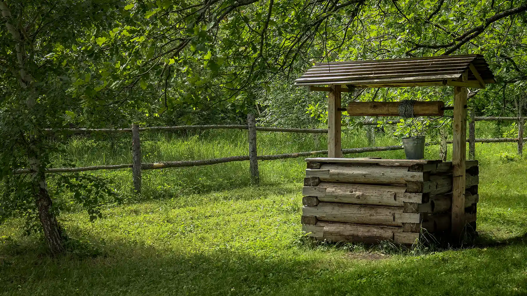 Как выкопать колодец на даче своими руками