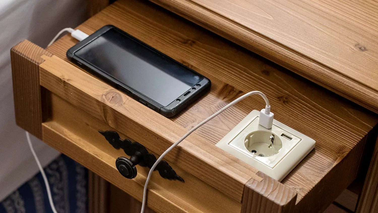 USB-розетка на кухне