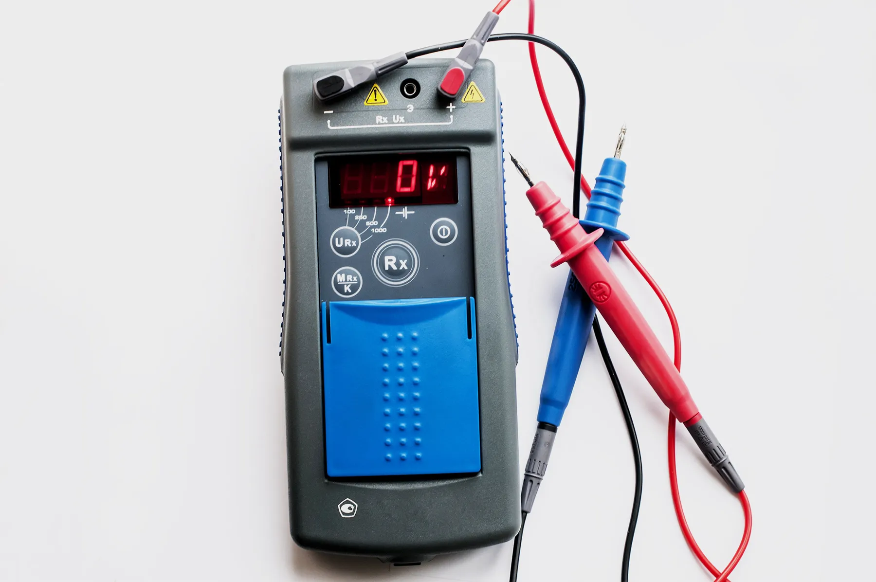 Мегаомметр