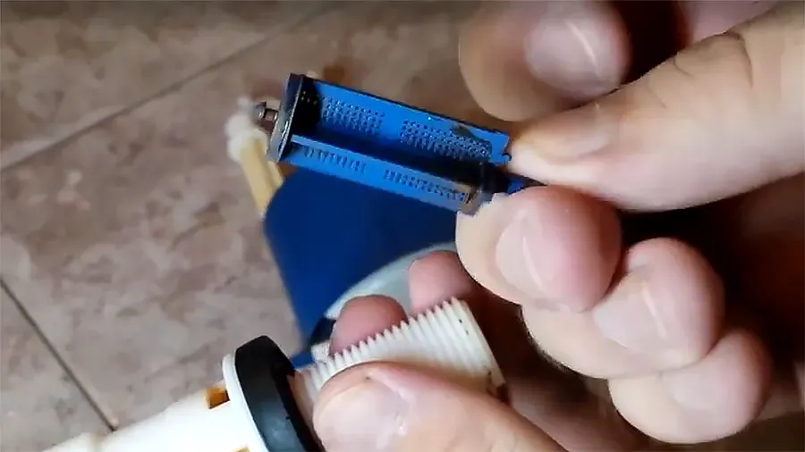 Фильтр заливного клапана