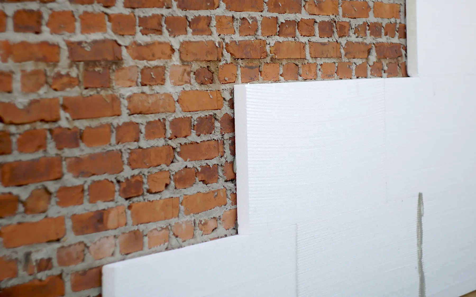 Утепление кирпичного дома пенопластом