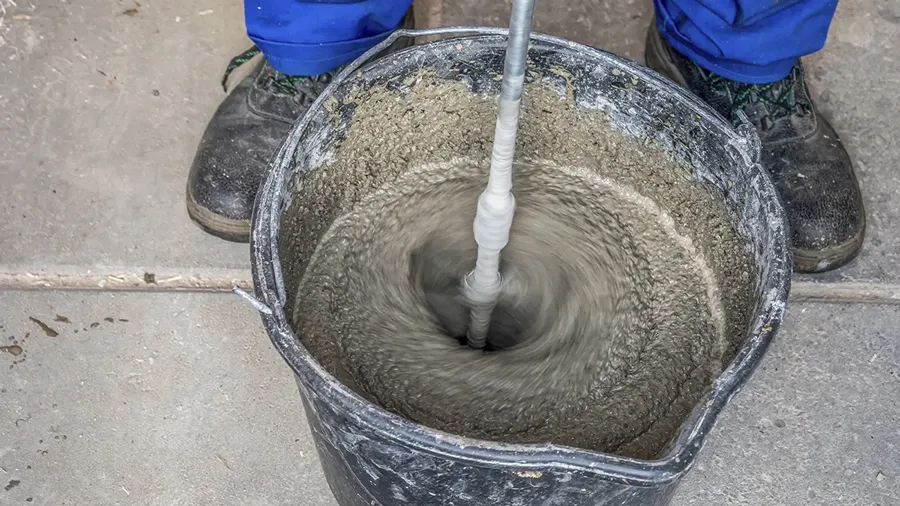 Замес штукатурного раствора