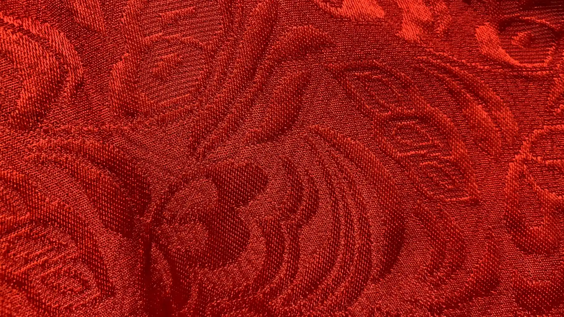 Состав, свойства и виды материала жаккард