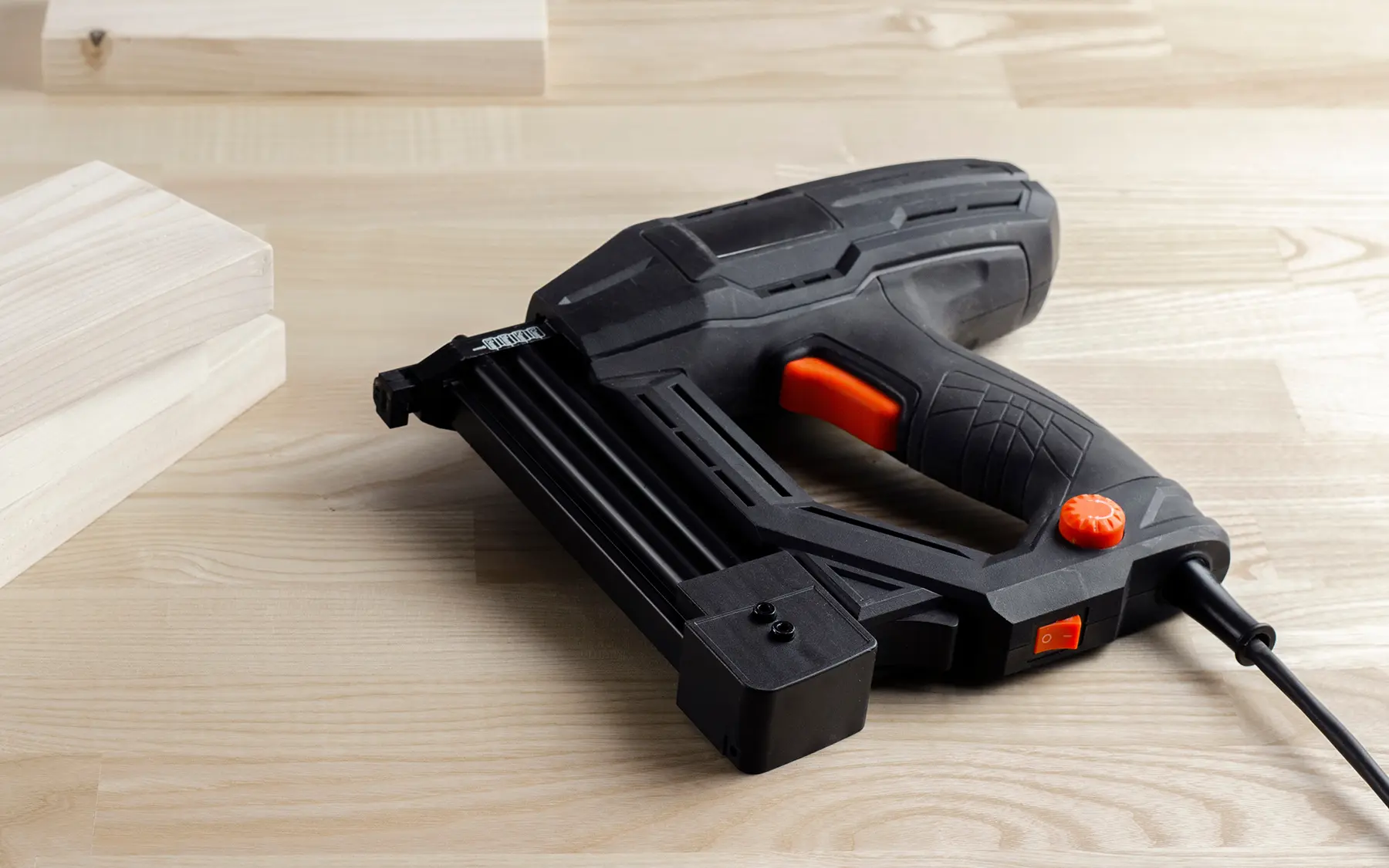 Электрический строительный степлер