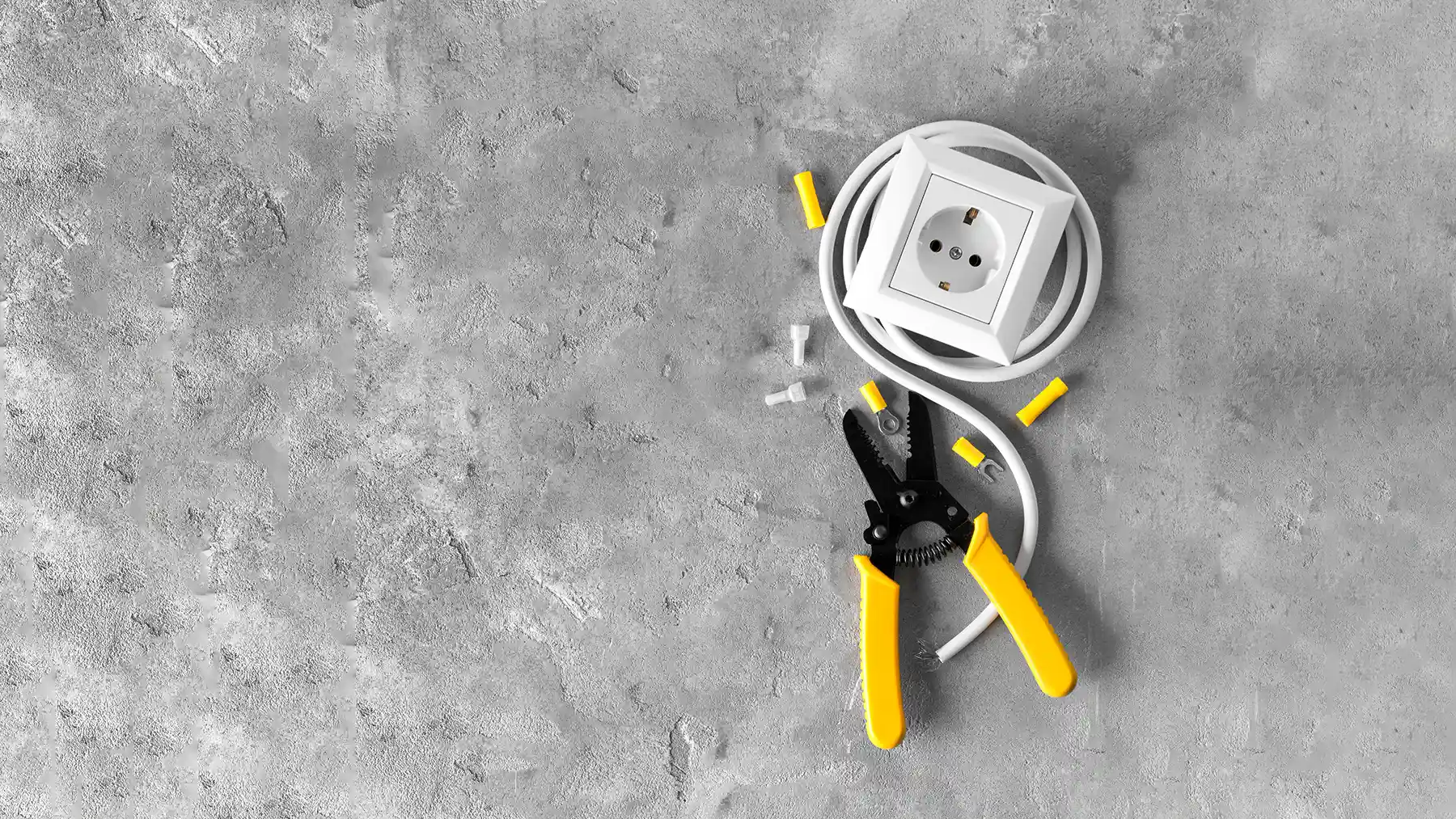 Как самому подключить розетку