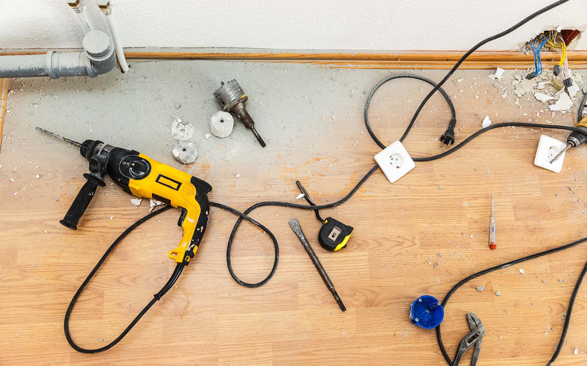 Обои пузырями: кто виноват?